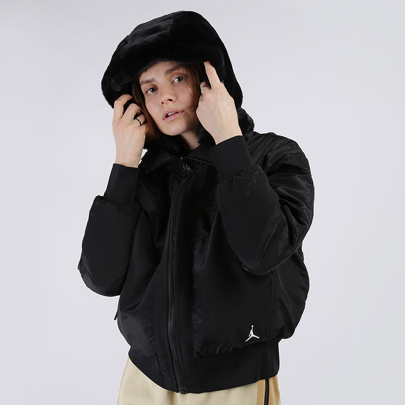 женская черная куртка Jordan Reversible Bomber Jacket CQ6657-010 - цена, описание, фото 5